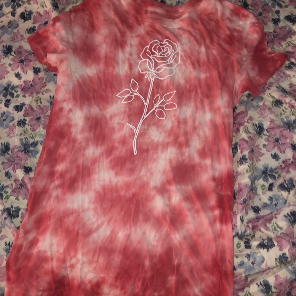 Graphic tee